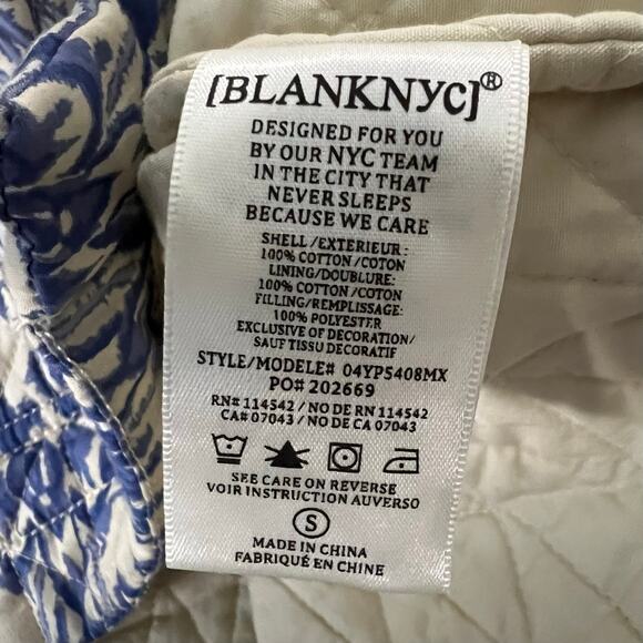 Blank NYC Blue and Cream quilted jacket NEW floral escape printed cottagecore - Picture 9 of 11